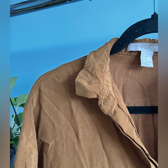Forever 21 Vibrant Short Sleeve Brown Buttondown - Picture 2 of 3